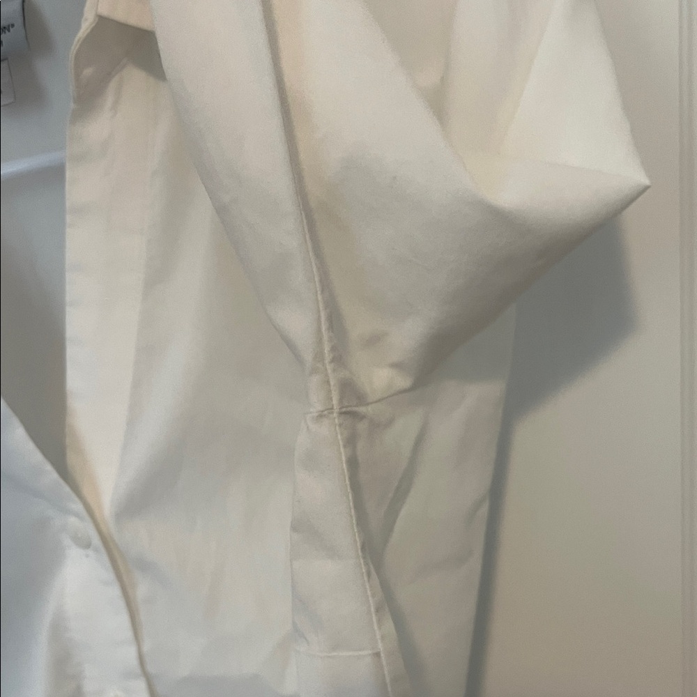 Worthington Size 10 Petite Stretch Blouse in White - Picture 6 of 6